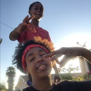 Meet your Posher, Adel